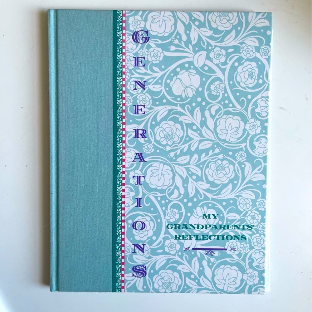 Vintage Book to Gift Grandparents to Fill Out - Picture 1 of 4